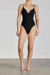 Emilia One Piece - Black