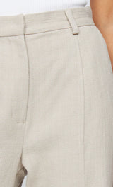 Manon Pant - Almond