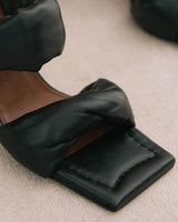 Twist Strap - Black - BLVD