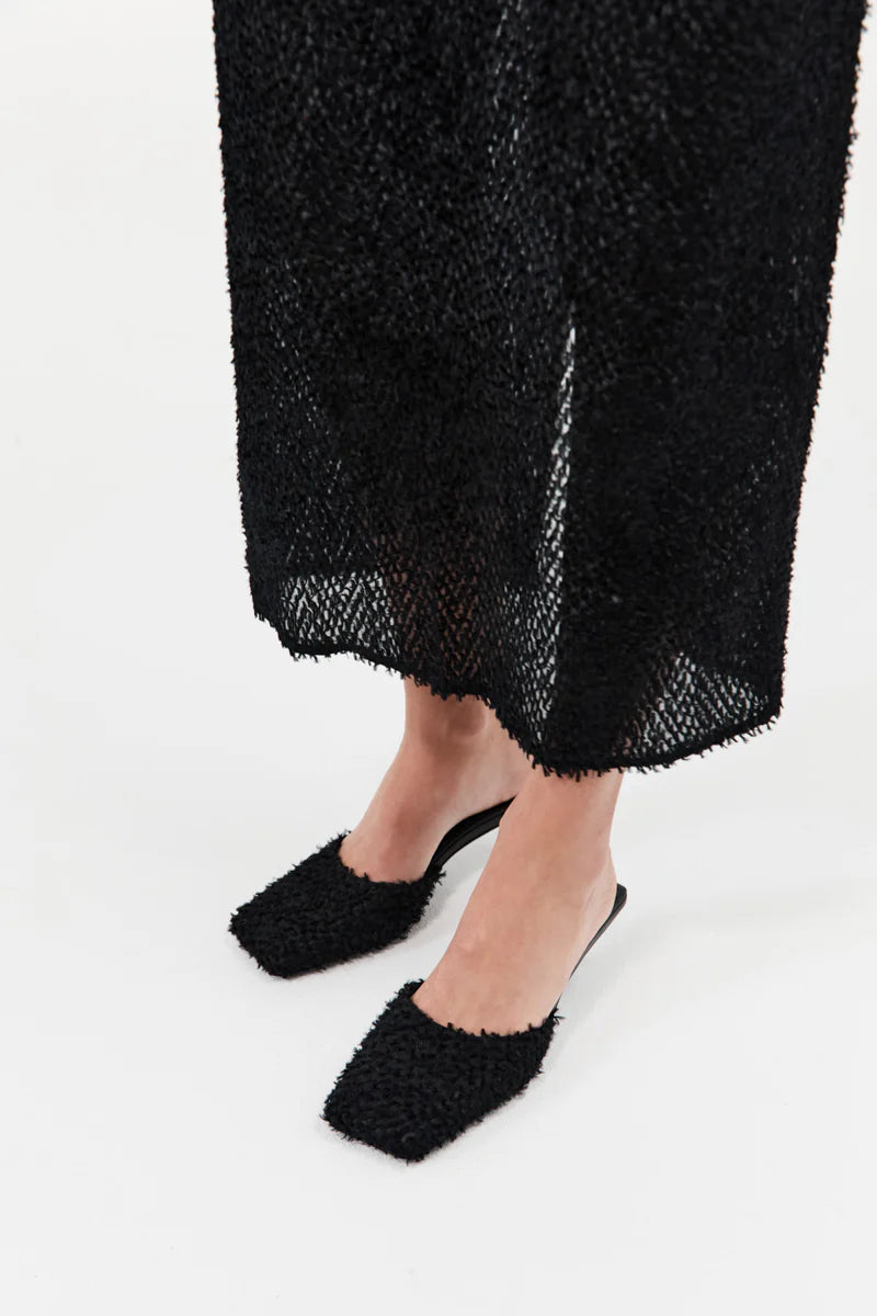 Feathered Square Toe Heel - Black