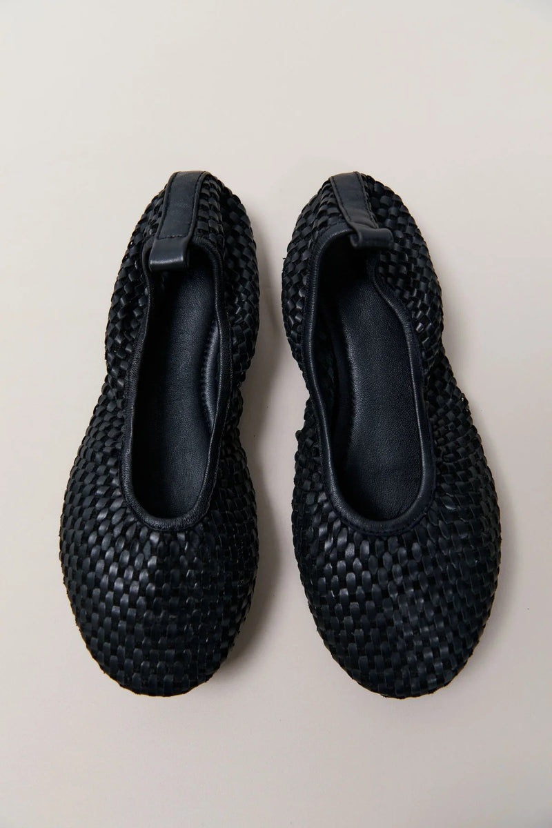 Lattice Wave Ballet Flat - Black