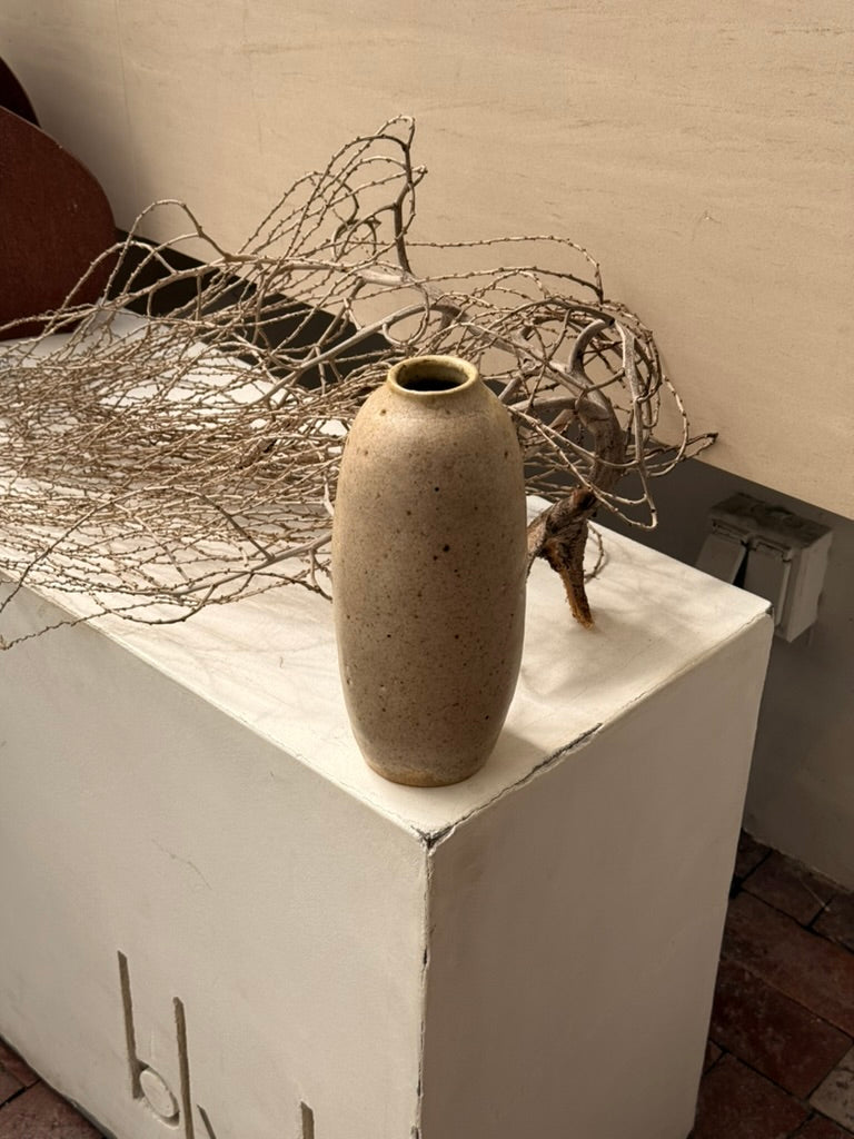 Haruki Vase