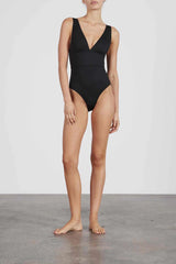 Victoria One Piece - Black