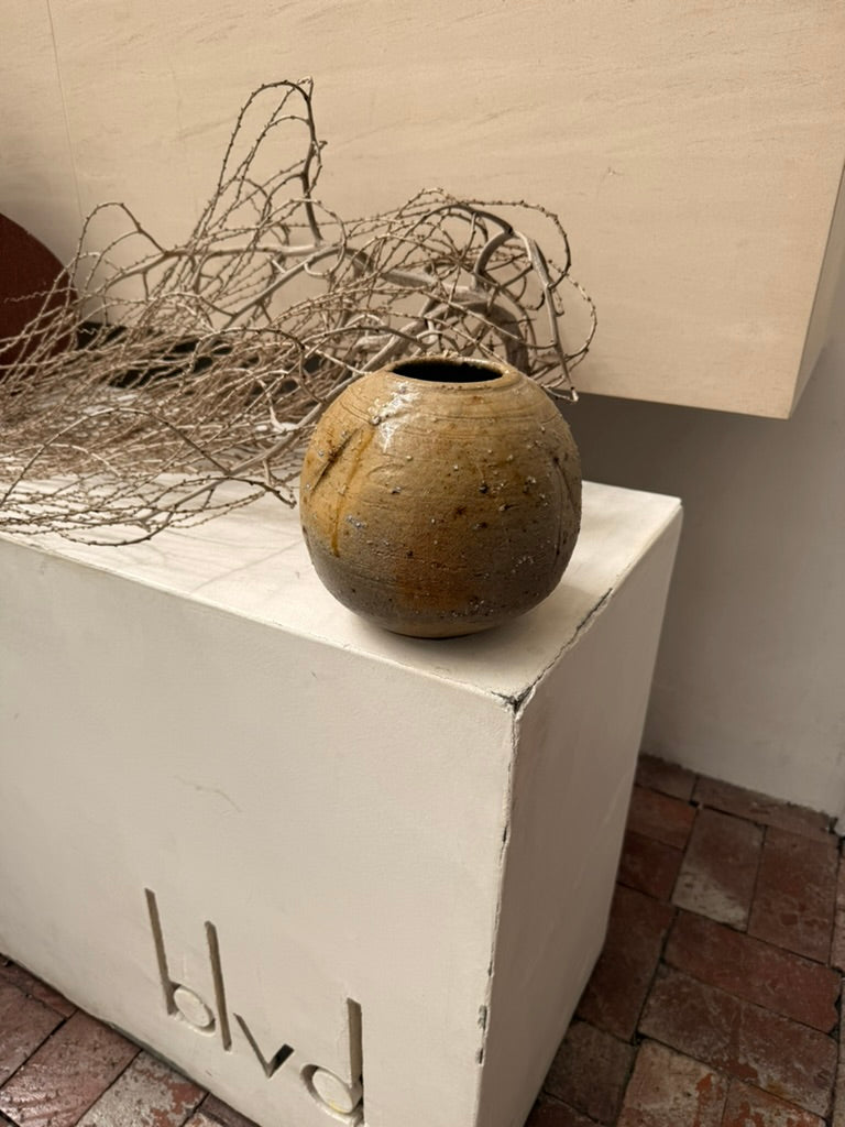 Davy Vase
