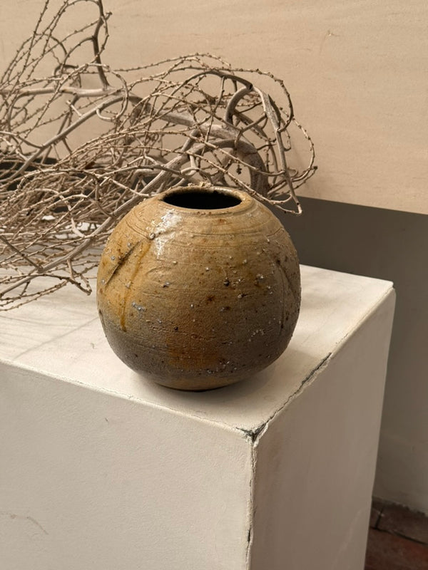 Davy Vase