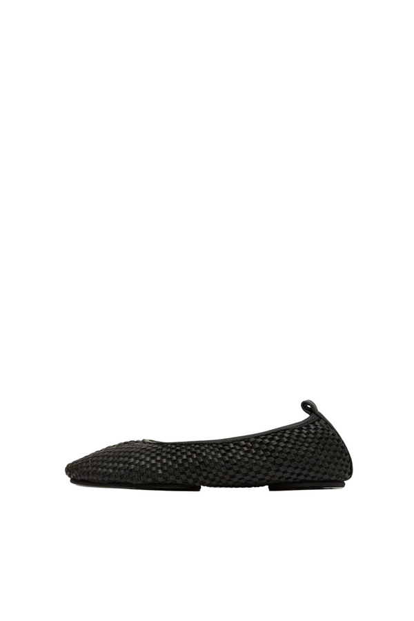 Lattice Wave Ballet Flat - Black