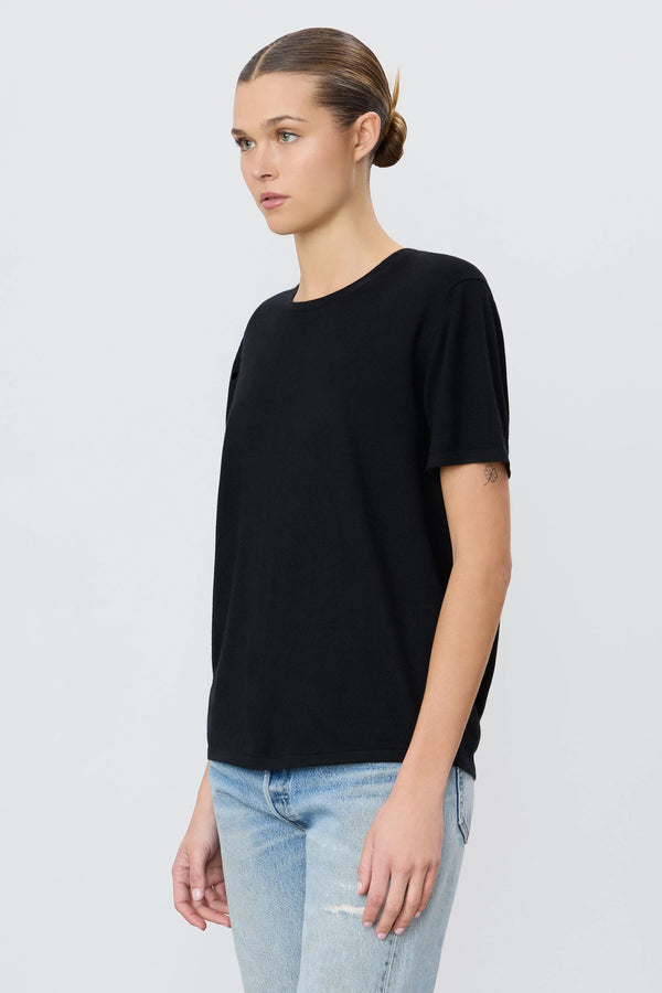 Short Sleeve Boyfriend T-Shirt - Black
