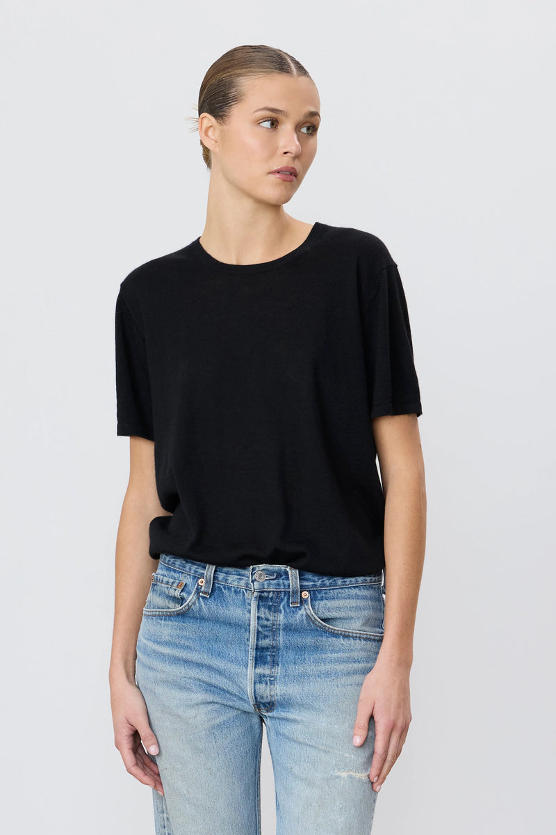 Short Sleeve Boyfriend T-Shirt - Black