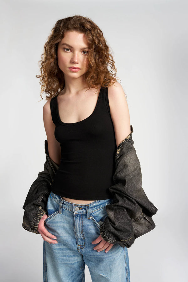 Verona Scoop Tank - Black