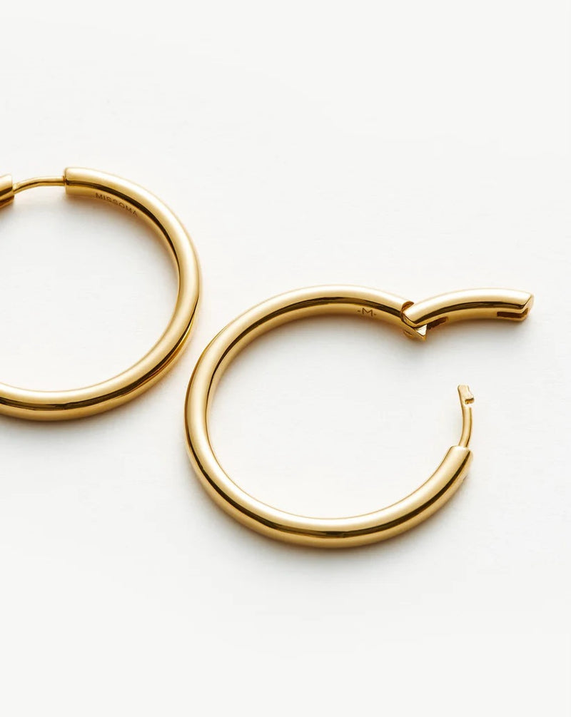 Classic Tunnel Medium Hoop Earrings