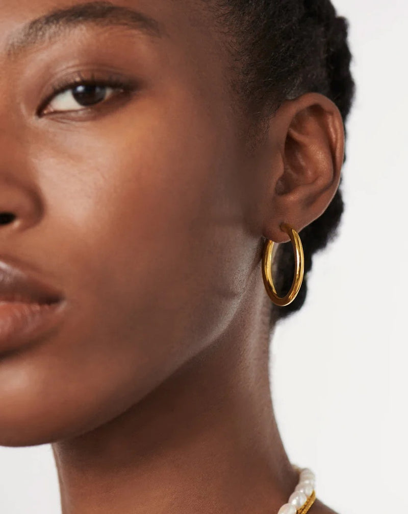 Classic Tunnel Medium Hoop Earrings