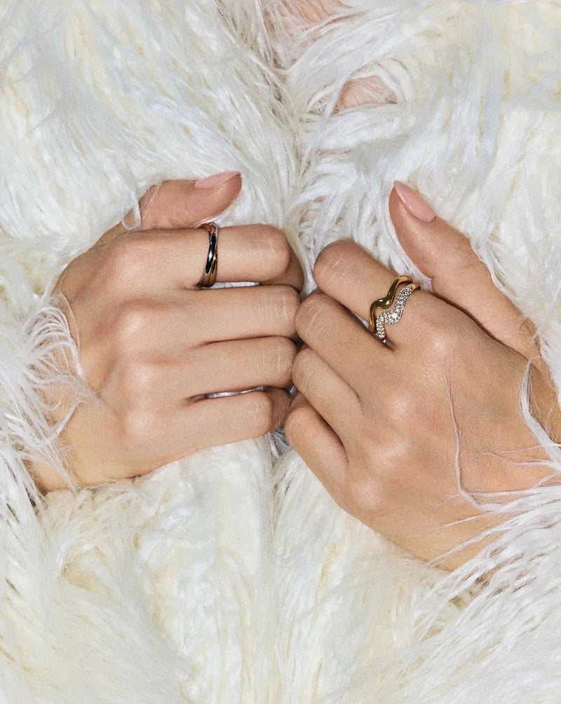 Molten Snow Stacking Ring