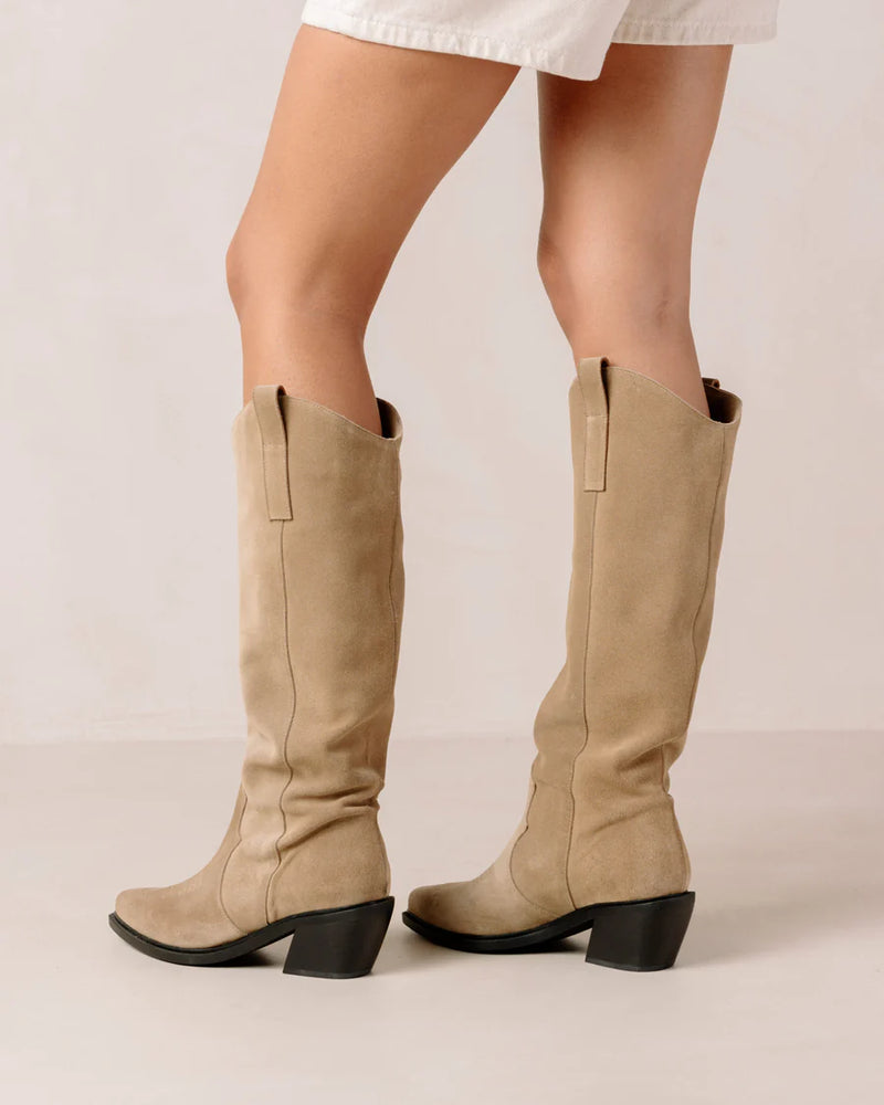 Mount Boot - Desert Taupe