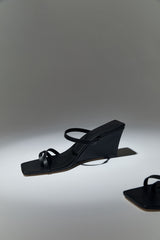 Minimal Wedge Heel - Black